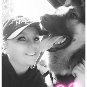 Meet your Posher, Kira